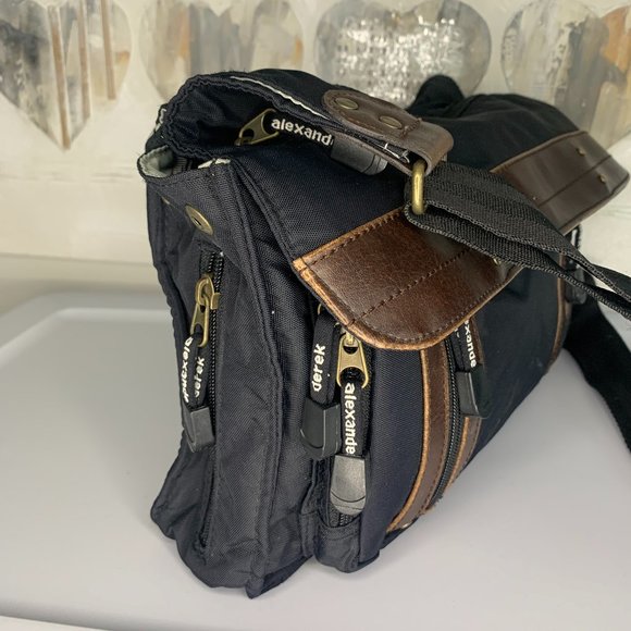 Travel/Organizer Crossbody Purse - Picture 2 of 7